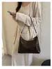 Bolso hobo transfronterizo retro con patrón de diamantes brillante, un lujoso bolso de hombro con cadena dorada, bolso de hombro versátil y de gran capacidad, bolso para mujer