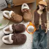 Zapatos infantiles de forro polar estilo coreano, zapatos de algodón de invierno para niñas, zapatos para niños, zapatos retro estilo Birkenstock para bebés y zapatos esponjosos de doble capa.