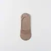 Meias Invisíveis Femininas de Algodão Cor Sólida para Primavera e Verão, Meias Femininas Respiráveis de Silicone Antiderrapantes de Corte Baixo, Estilo Fino Confortável e Versátil