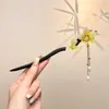 Horquilla de Ébano para Mujer con un Toque Fresco y Elegante, Horquilla de Flor de Magnolia, Accesorio para el Cabello de Estilo Tradicional para Peinados Recogidos Diarios