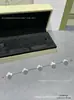 Pulsera Fina de Flor en Forma de V de Trébol de Cuatro Hojas Chapada en Oro con Cinco Flores, Gruesamente Chapada en Oro de 18 Quilates, Pulsera de Trébol de la Suerte de Trébol de Cuatro Hojas de Nácar Blanco Natural