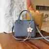 Bolsa de Mão Feminina Estilo Coreano Chic Nova para o Início do Outono 2026 Grande Capacidade para o Dia a Dia Bolsa Quadrada Pequena Bolsa de Ombro Transversal