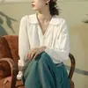 Nova Camisa de Design Longa para Mulheres Primavera 2026, Blusa Top Retrô Francês com Manga Lanterna, Camisa Solta Versátil