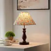 Luminária de Quarto Retrô Francesa Estilo Vintage Sala de Estar Americana Estudo de Designer Estilo Wabi-Sabi Atmosfera Decorativa Luminária de Mesa de Cabeceira