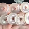 Qinpei Atacado Pingente de Paz de Ágata Branca Natural Finamente Esculpido, Pulseira de Boa Sorte e Energia Positiva Joias Acessórios DIY