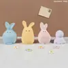 Vela Perfumada de Conejito Lindo de Pascua Molde de Silicona Resina DIY Conejo con Cortes Geométricos Adorno de Yeso