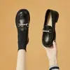 Mocassins, Slip-Ons Macios da Moda, Novos Sapatos Baixos 2026, Combinando com Saias, Sapatos Pequenos de Couro, Sapatos Femininos Estilo Britânico