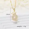Acessórios de Joias Amazon Joias com Zircônia Incrustada em Cobre Colar com Pingente de Coroa Simples de Camada Única 26 Letras do Alfabeto Inglês
