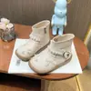 Botas para Niñas 2025 Invierno Nuevas Botas de Princesa con Lazo de Moda para Niños Botas Cortas Antideslizantes para Bebé Botas de Cuero a la Moda
