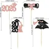 Adorno para pastel de graduación de la temporada de graduación de 2025, complemento decorativo para pastel de celebración de graduación.