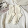 Calcetines de Terciopelo Australiano con Lazo Bordado Color Blanco Leche para Niños, Calcetines Gruesos y Cálidos de Invierno y Otoño, Calcetines de Media Caña, Calcetines para Niñas Estudiantes, Blanco