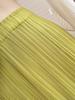 Saia Plissada Estilo Miyake Verão 2024 Saia Plissada Verde para Mulheres com Fenda, Saia Petite de Cintura Alta com Barra Larga
