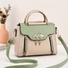 [Recomendación de Celebridad de Internet] Bolso Cuadrado Pequeño para Mujer 2025 Nuevo Bolso de Hombro Cruzado de Moda Ligero Pequeño Fresco Bolso de Mano