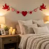 Guirlanda de Contas de Madeira com Coração Vermelho e Rosa de Feltro Cruzada Bandeira com Seta de Cupido Decorações para Festa Temática de Aniversário