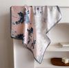 Venta Caliente Transfronteriza Primavera y Verano Nuevo Pañuelo Cuadrado Estampado de Anacardos Pañuelo de Seda Simulada Combinable Estilo Étnico Protector Solar Pañuelo Pequeño Profesional