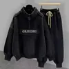 Moletom de gola alta com meio zíper, estilo retrô americano de outono, design moderno, cool e estiloso, conjunto masculino de duas peças