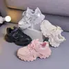 Nuevas Zapatillas de Malla para Niños de Primavera y Otoño, Zapatos de Padre Estilo Coreano con Suela Suave, Zapatos Blancos Ligeros para Niños y Niñas, Versátiles y Antideslizantes