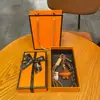 Miu Anillo de Llavero de Pan con Agua Alcalina Resina Pan Colgante de Llavero de Bolsa de Chocolate Regalo de Graduación