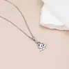 Em estoque Colar Pingente Árvore de Natal Simples Versátil Cordão O Presente de Natal Design de Nicho Diamante Colorido Corrente para Clavícula
