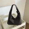 Comercio Exterior Viajes Transfronterizos Europeos y Americanos 2026 Nuevo Estilo de Personalidad Remache Motociclista Gran Capacidad Retro Bolso de Hombro Único