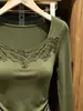 Elegante camiseta de manga larga con cuello cuadrado y encaje oscuro en contraste para mujer, nuevo estilo de principios de otoño, top súper estiloso y adelgazante