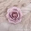 Hermosa cabeza de flor de rosa de lana multicolor de alta calidad sin deformación, pared de flores de boda, flor de simulación de color especial para primavera y otoño
