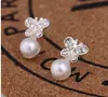 Brincos de Tarraxa Florais com Strass e Pérolas para Mulheres, Estilo Coreano de Feira de Rua, Brincos Pequenos Geométricos com Strass em Formato de Coração, Aço Inoxidável