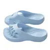 Sandalias de playa antideslizantes para mujer, con separación de dedos y soporte para el arco para corregir juanetes, color liso