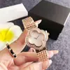 Fabricante de relógios femininos china Ouro rosa trevo de quatro folhas pulseira de relógio moldura totalmente cravejada de diamantes relógio feminino