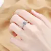 Anillo de Celebridad de Internet de Lujo Ligero Anillo de Boda Anillo de Diamante de Seis Garras Incrustado con Circonita Joyería Abierta para Mujer Venta al por Mayor