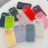 Adecuado para iPhone16PROMAX funda de silicona líquida para teléfono Apple 15 lente push-pull cubo de Rubik agujero fino 14 juegos 13