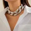 Joyería Transfronteriza Europea y Americana Hip-hop Punk Cadena Gruesa Collar Hueco Botón de Ritmo Callejero para Mujer Collar Exagerado de Una Sola Capa