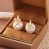 Brincos Populares de Flor Gota de Óleo de Pérola, High-End, Versáteis, Brincos Estilo Coreano, Brincos de Moda de Luxo Leve para Duas Formas de Usar