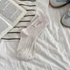 Calcetines para Mujer, Nueva Colección de Otoño, Estilo Coreano, Estilo Ins de Dongdaemun, Color Sólido, Rayados, Botón, Etiqueta de Tela, Calcetines de Algodón de Punto Doble hasta la Pantorrilla
