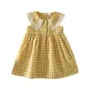 Vestido de Verano para Bebé Niña 2026 Estilo Nuevo Cuadros Amarillos Encaje Solapa Sin Mangas Estilo Coreano Dulce Vestido Chaleco
