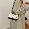 Bolso de Hombro Cruzado de Cadena con Bordado de Hilo Acolchado de Diamantes Estilo Pequeño Fragante de Nueva Tendencia Transfronteriza Clásico