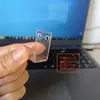 Gancho de Tablero Perforado Agujero Tubo Tira Clip Gancho Estante de Exhibición de Azulejos Colgante Patrón de Cristal Transparente Soporte Pieza de Resorte