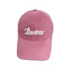 Gorra de Béisbol Rosa Frambuesa Blanca para Mujer con Circunferencia de Cabeza Grande, Visera Suave, Estilo Coreano, Adelgazante de Rostro, Tendencia de Bordado Estilo Americano