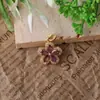 Colar Pingente Flor de Diamante Roxo para Mulheres, Colar Pingente Flor de Zircônia Roxa Totalmente cravejado de Diamantes de Luxo Leve, Corrente para Clavícula Banhada a Ouro com Design de Nicho