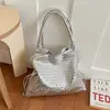 Bolsa tote de gran capacidad, bolso de hombro casual moderno para llevar bajo el brazo, diseño de nicho único y elegante, bolso de mano personalizado y de moda