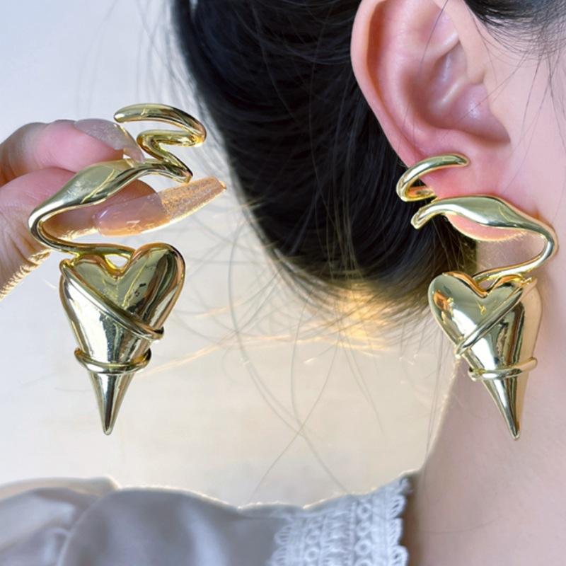 2501032 (1) 小众设计独特几何线条缠绕爱心耳环女2