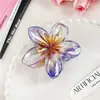 Grampo de frangipani colorido com mola e verão, clipe de flor para cabelo feminino, pinça de tubarão, acessórios de cabelo, adorno de cabeça, quente em vendas transfronteiriças na Europa e nos Estados Unidos