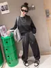 Conjunto de Otoño para Niñas 2025 Nueva Ropa Infantil Elegante con Sudadera de Felpa para Niñas Mayores Ropa de Otoño e Invierno