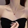 Dulce y exquisito collar de acero de titanio con diseño de cereza para niñas, ligero, de lujo, de alta calidad, en línea, cadena de clavícula de celebridades, colgante de cobre, accesorios, nueva moda