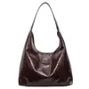 Bolso de Hombro Versátil de Lado Suave Estilo Retro para Mujer Moda Verano 2025 Bolso Tote de Hombro de Alta Gama para Estudiante Universitario