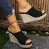 Sandalias de plataforma con cuña impermeables estilo resort con parte superior de tejido fly-knit transpirable, sin cierres, puntera abierta, suelas gruesas tejidas con paja, zapatos de tacón alto para mujer para exportación