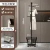 Perchero de pie para ropa y bolsos, perchero móvil para abrigos de dormitorio, perchero de pie de lujo para el hogar en la sala de estar para secar y almacenar ropa