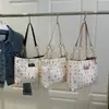 Bolso de Moda Coreano para Mujer 2025 Verano Nuevo de Gran Capacidad de Moda Dibujos Animados Bolso de Hombro Bolso Bandolera Bolso de Mano para Viaje