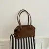 Otoño 2026 Nuevo Bolso Cruzado de Hombro Moda Estilo Coreano para Mujer Casual Versátil Moderno Simple Bolso para el Día a Día