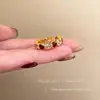 Anel Coração de Zircônia com Esmalte Bordô Retrô para Mulheres, Anel Único de Design de Nicho para Dedo Indicador, Anel Versátil Personalizado